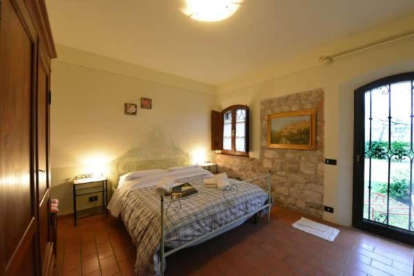 Palazzo A Merse Alojamento de Acomodação e Pequeno-almoço San Rocco a Pilli